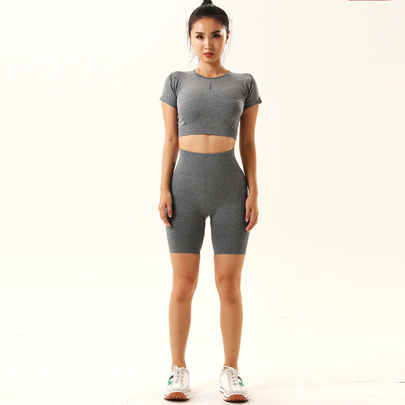 Ensemble de sport gainant et respirant à manches courtes
