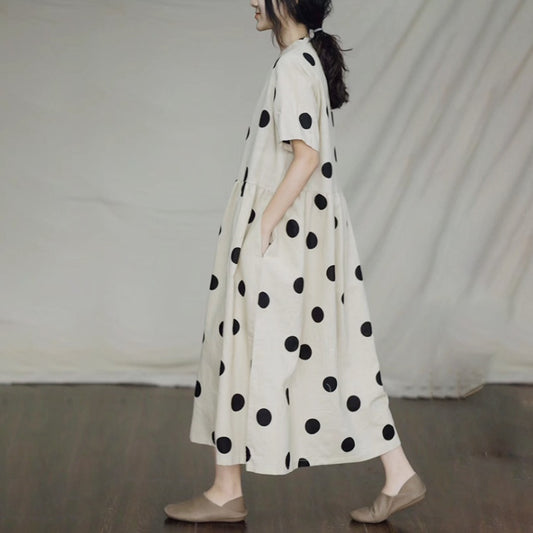 Robe d'Été Vintage à Pois – Élégance Naturelle et Confort
